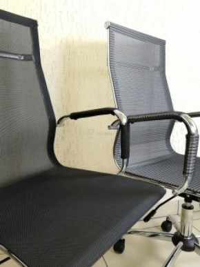 Кресло Barneo K-111H для персонала (черная сетка) в Талице - talica.mebel-74.com | фото