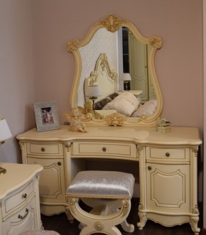 Туалетный стол + Зеркало Мона Лиза (крем) в Талице - talica.mebel-74.com | фото